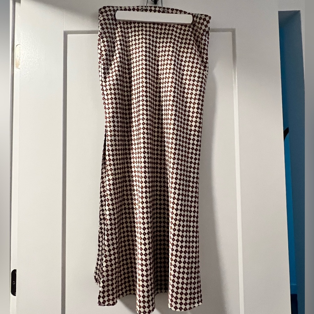 Abercrombie and fitch brown patterned silk column midi skirt with side slit